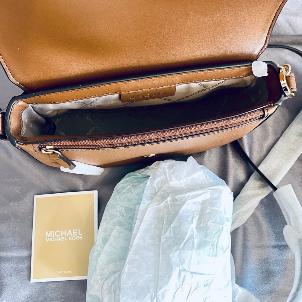 Michael Kors Tan Leather Chain Strap Crossbody Bag NWT - Picture 7 of 7